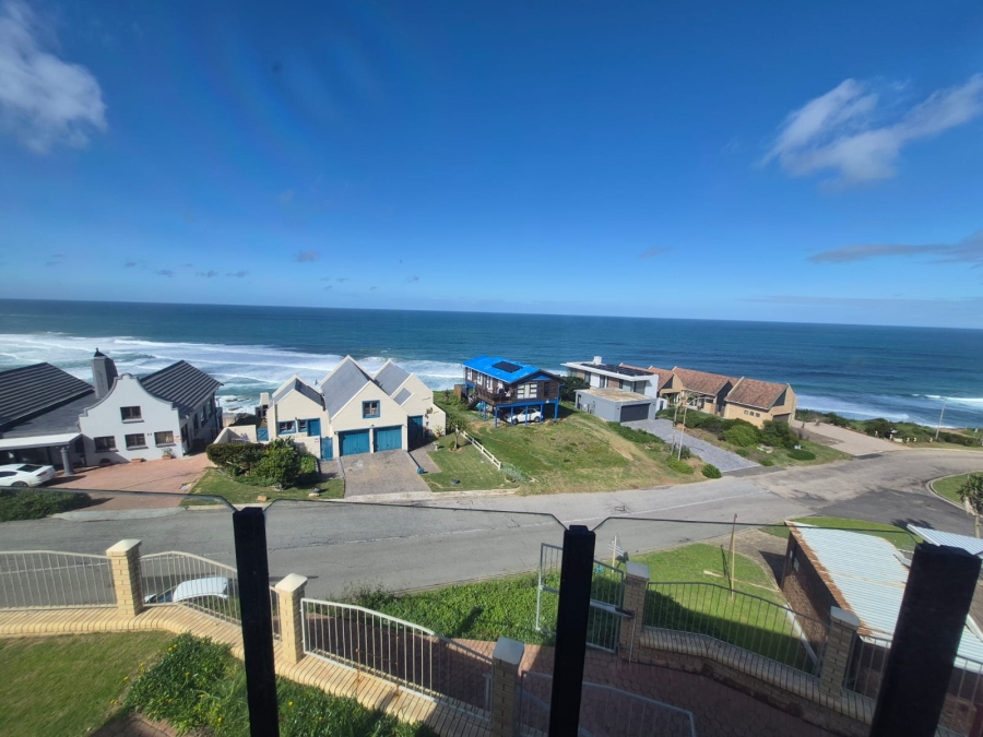 3 Bedroom Property for Sale in Dana Bay Western Cape